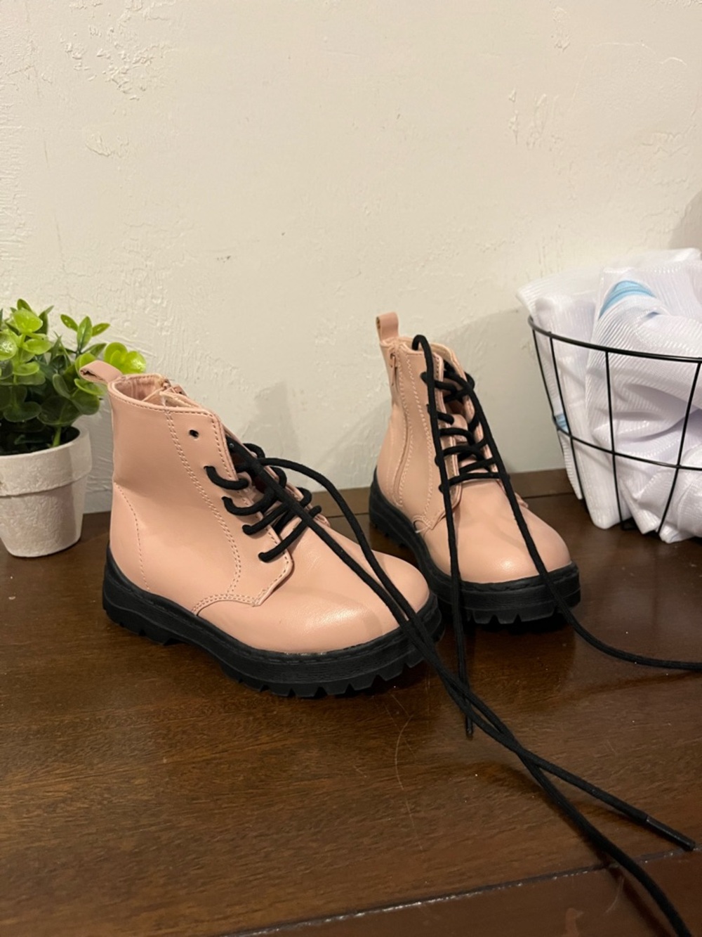 Zara Pink Lace-Up Combat Boots
